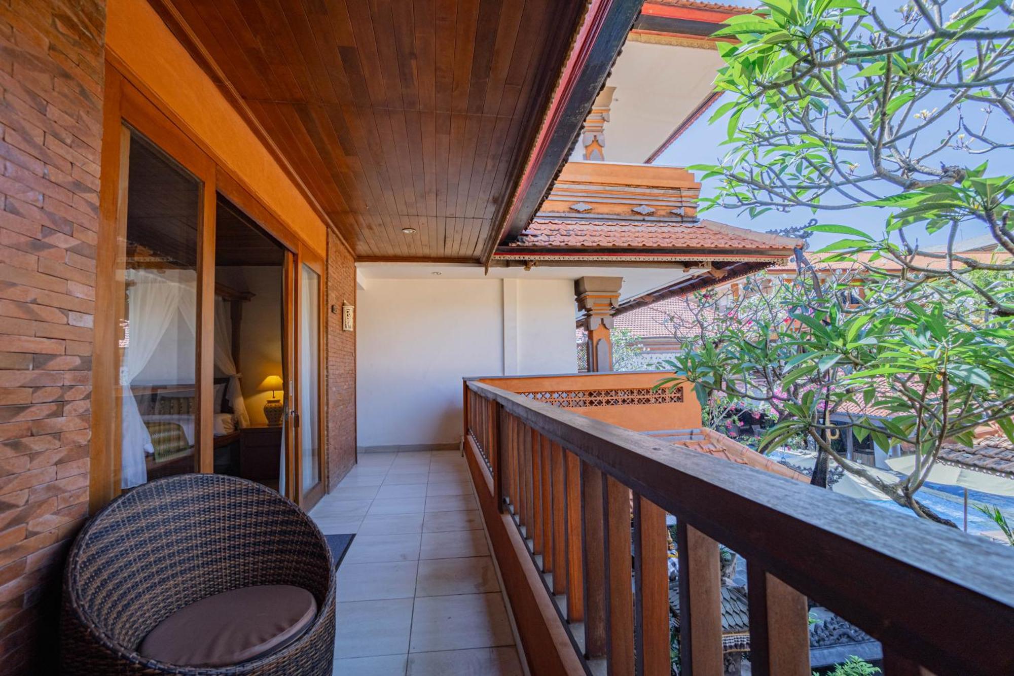 Wina Holiday Villa Kuta Lombok Exterior foto